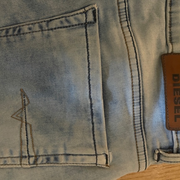 Light blue diesel jeans - Picture 3 of 3